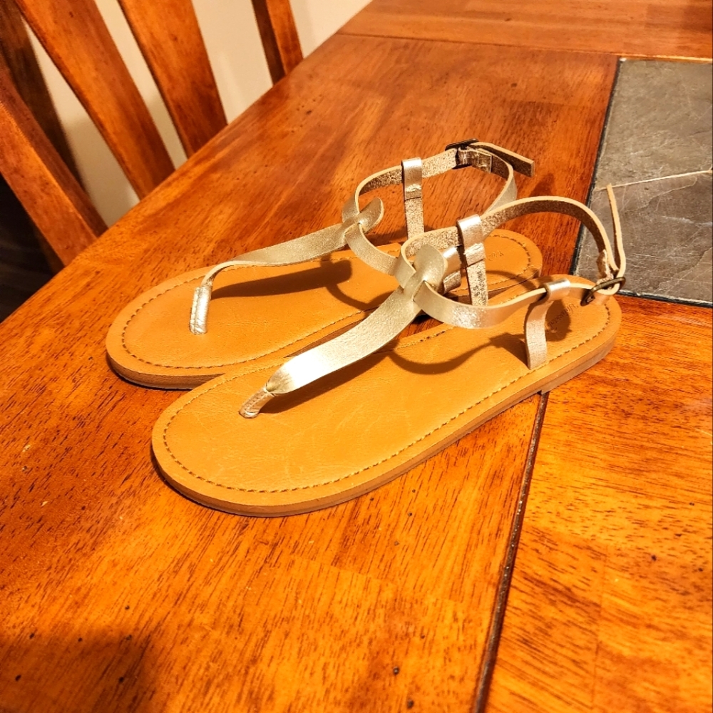 Gold thong sandals 6.5